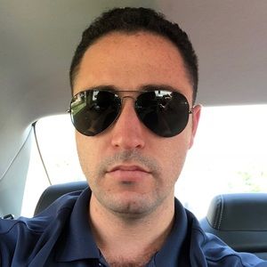 Meet your Posher, Andres